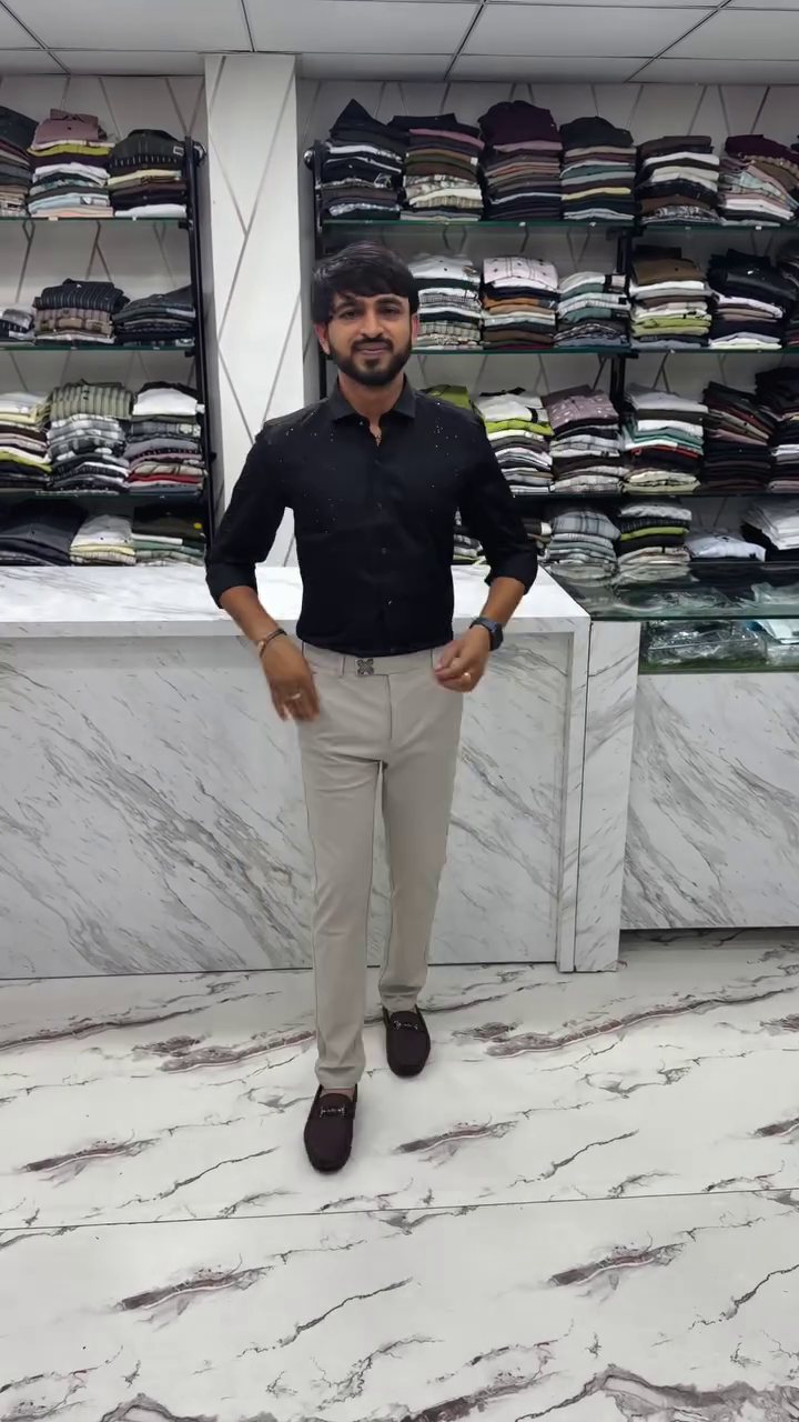 Men India Slim Fit Solid Spread Collar Party Shirt - Image 4