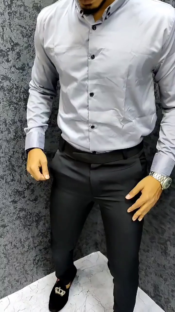 Men Grey Classic Regular Fit Solid Formal Shirt - Image 2