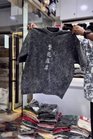 Trendy Urban Graphic Tee for Casual Everyday