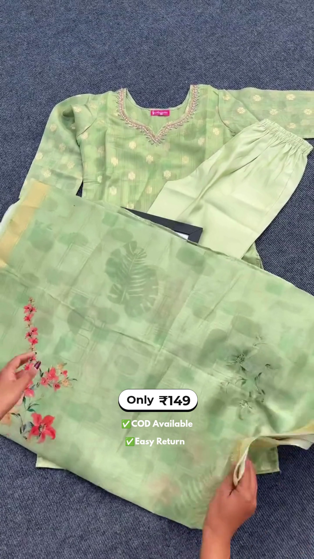 Elegant Women’s Light Green Kurta Set - Image 4